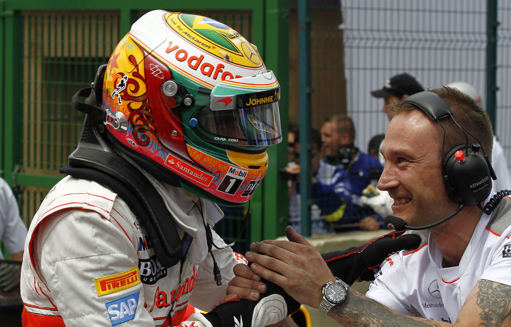Hamilton a primit acordul McLaren de a discuta cu oficialii Mercedes - Poza 1
