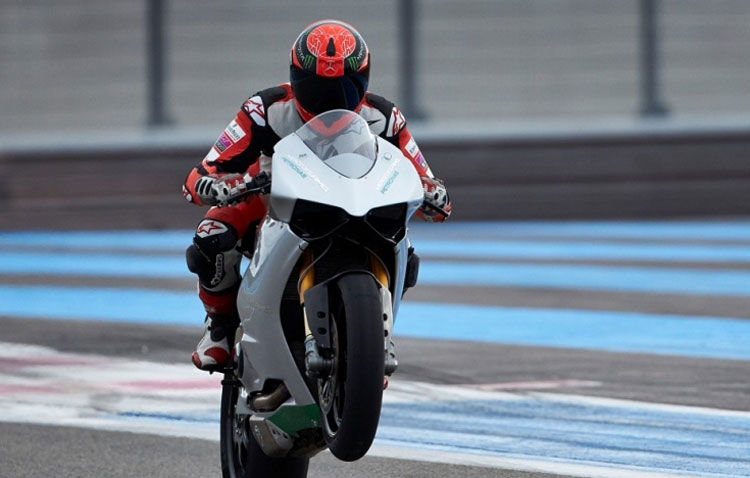 GALERIE FOTO: Schumacher a testat o motocicletă Ducati - Poza 8