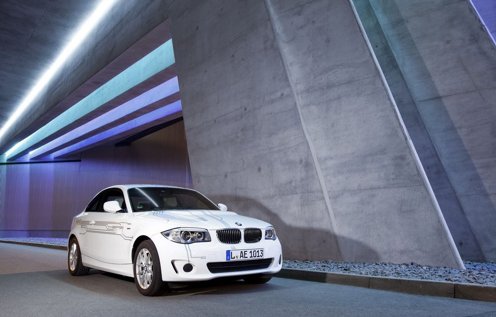 BMW aniversează 40 de ani de la primul său vehicul electric - Poza 33