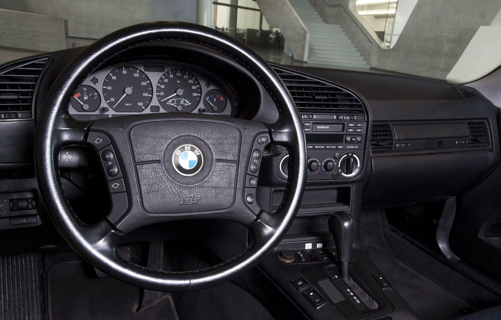 BMW aniversează 40 de ani de la primul său vehicul electric - Poza 24