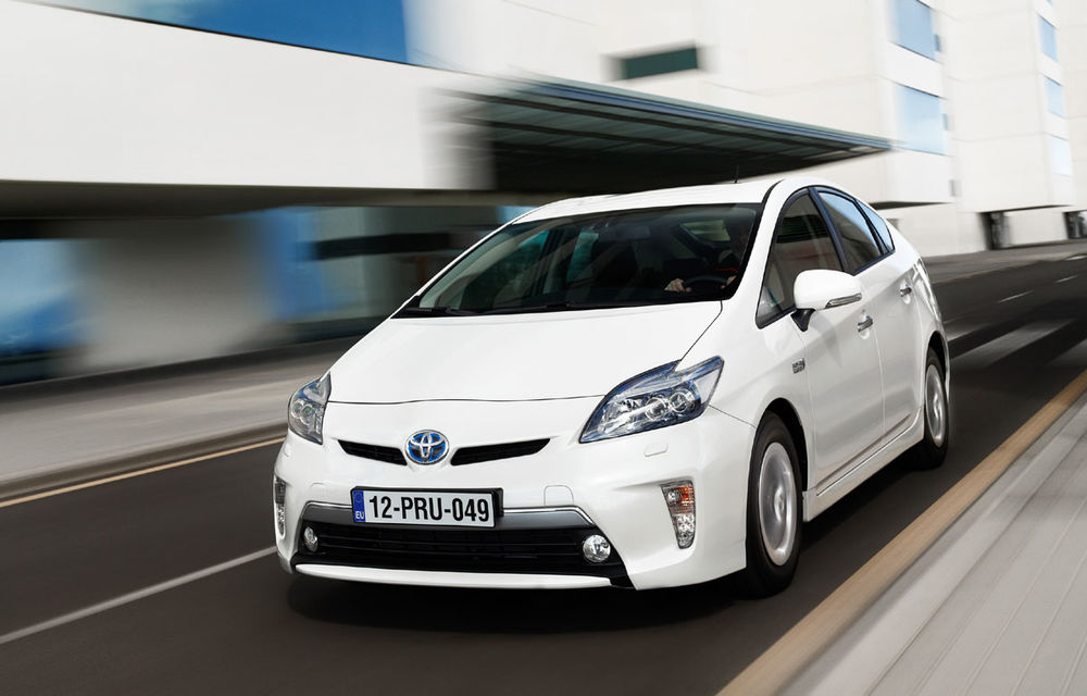 Toyota a lansat în România noul Prius Plug-in Hybrid cu un preţ de 43.900 de euro - Poza 1