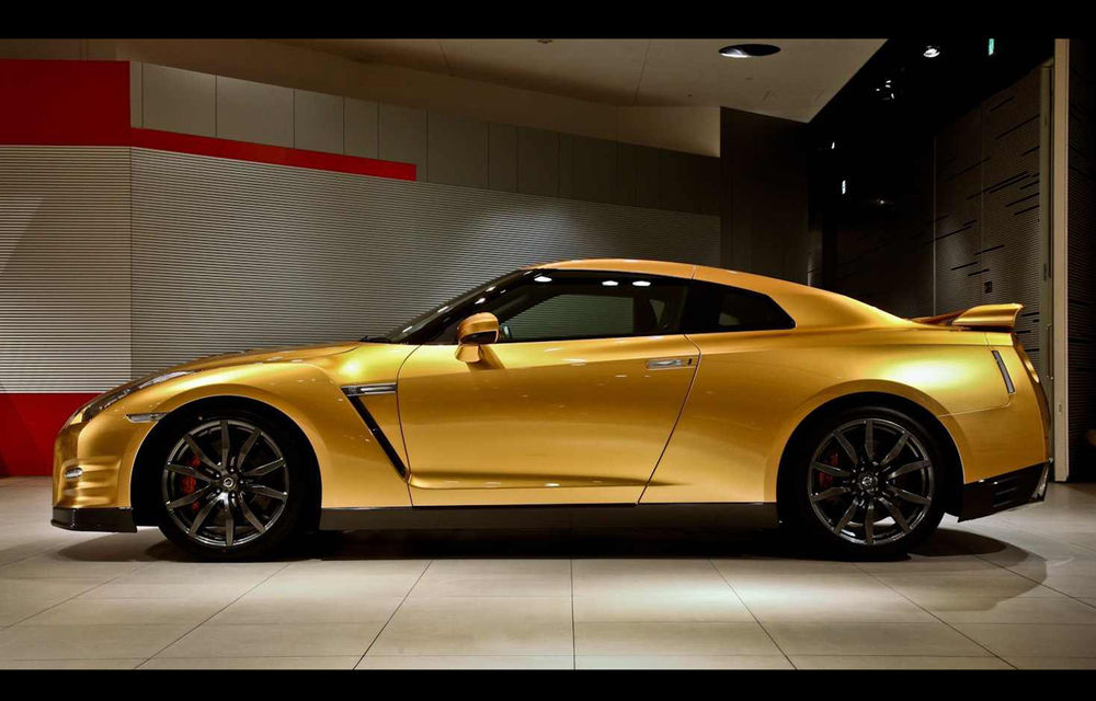 Nissan-ul GT-R Bolt Gold s-a vândut la licitație pentru 142.200 euro - Poza 3