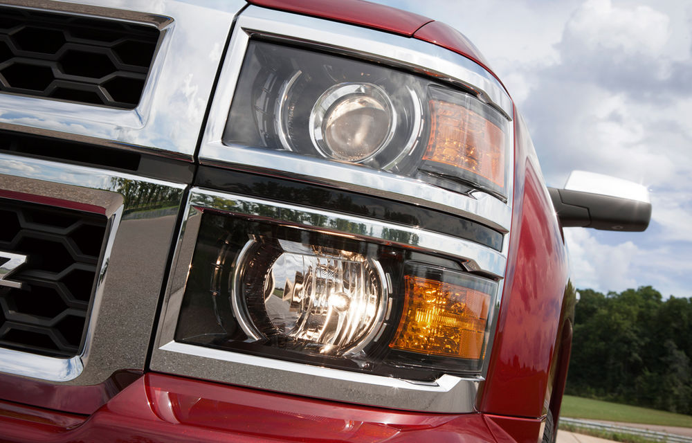 Chevrolet Silverado și GMC Sierra - cele mai noi modele pick-up pentru piața americană - Poza 11