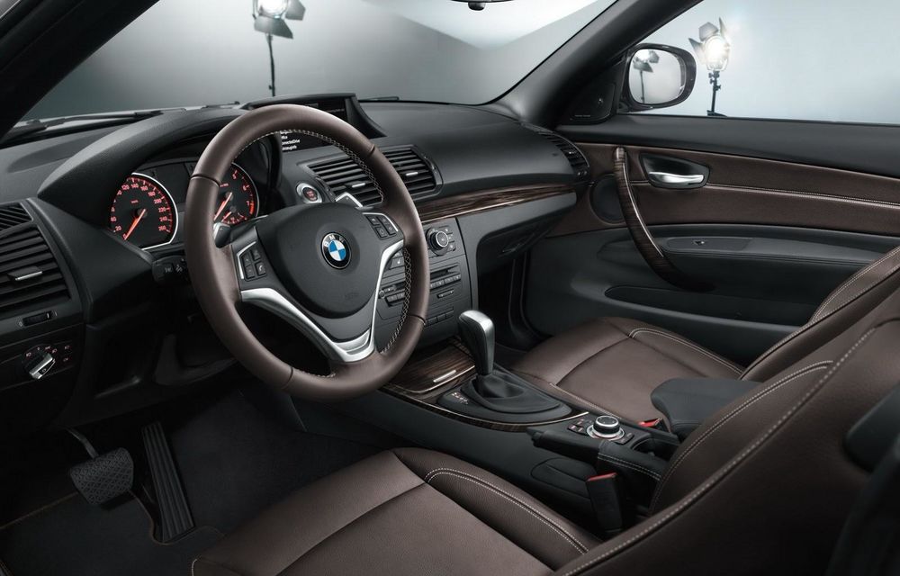 BMW Seria 1 Coupe şi Cabrio vin cu o ediţie de adio la Salonul de la Detroit - Poza 6