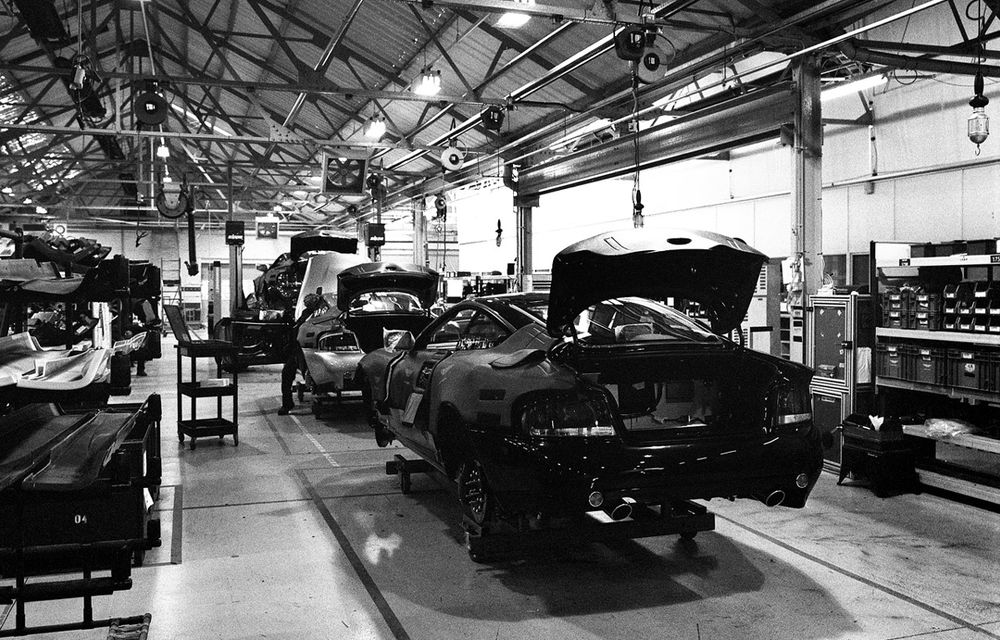 POVEŞTI AUTO: 100 de ani de Aston Martin - între faliment şi One-77 - Poza 46