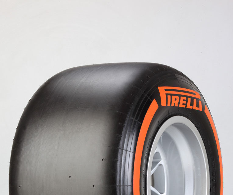 GALERIE FOTO: Pirelli a lansat pneurile pentru sezonul 2013 al Formulei 1 - Poza 14