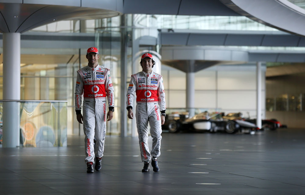 GALERIE FOTO: McLaren a lansat noul monopost pentru 2013! - Poza 15