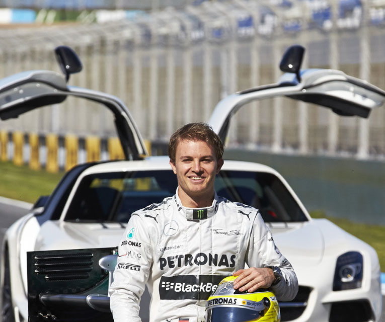 GALERIE FOTO şi VIDEO: Noul monopost Mercedes pentru sezonul 2013 - Poza 15