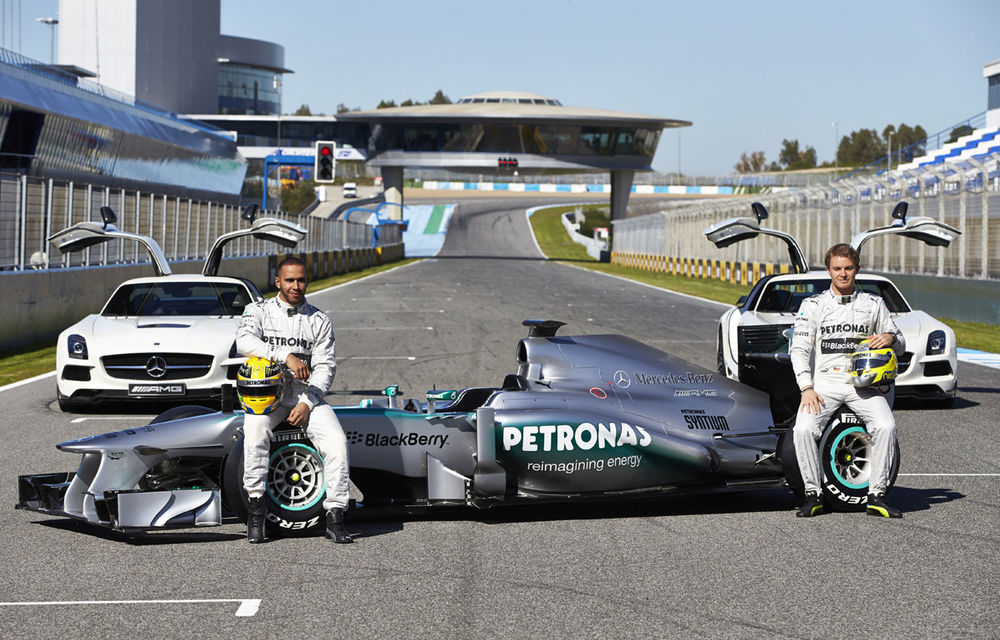GALERIE FOTO şi VIDEO: Noul monopost Mercedes pentru sezonul 2013 - Poza 13