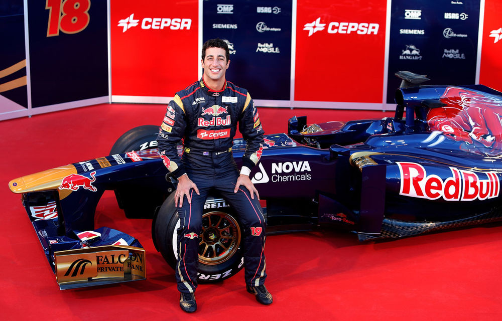 GALERIE FOTO: Noul monopost Toro Rosso pentru 2013 - Poza 3