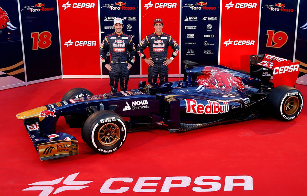 GALERIE FOTO: Noul monopost Toro Rosso pentru 2013 - Poza 1