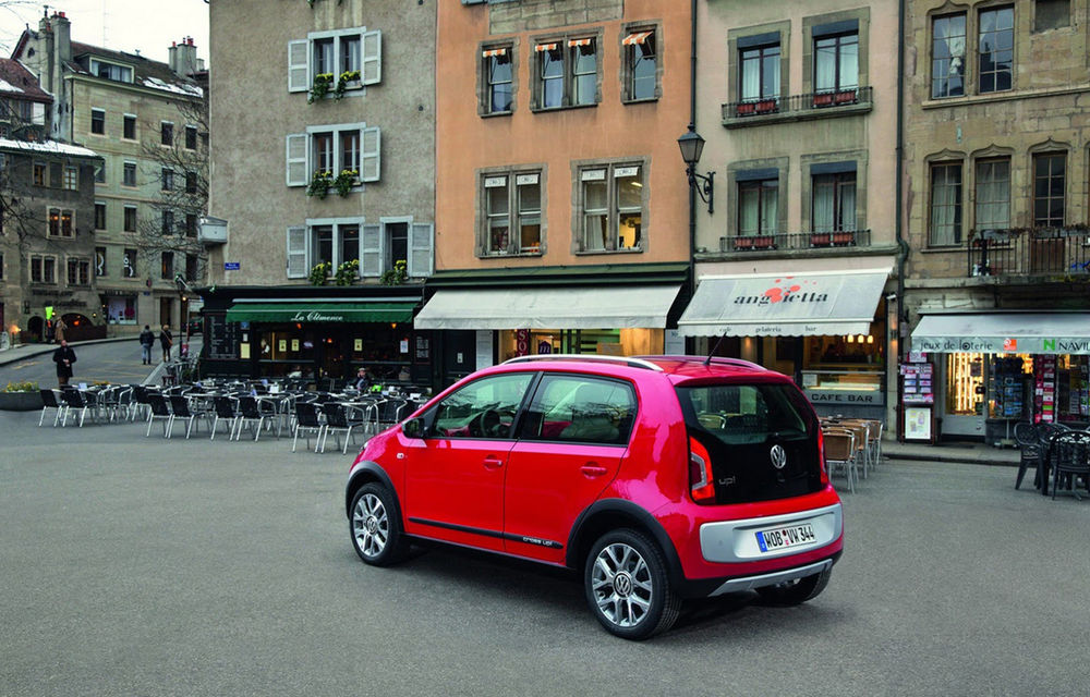 Volkswagen Cross Up! - primele imagini oficiale - Poza 9