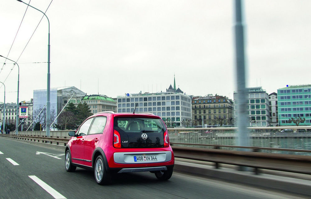 Volkswagen Cross Up! - primele imagini oficiale - Poza 20