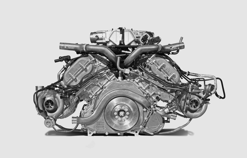 McLaren P1 dezvoltă 916 CP şi 900 Nm - Poza 4