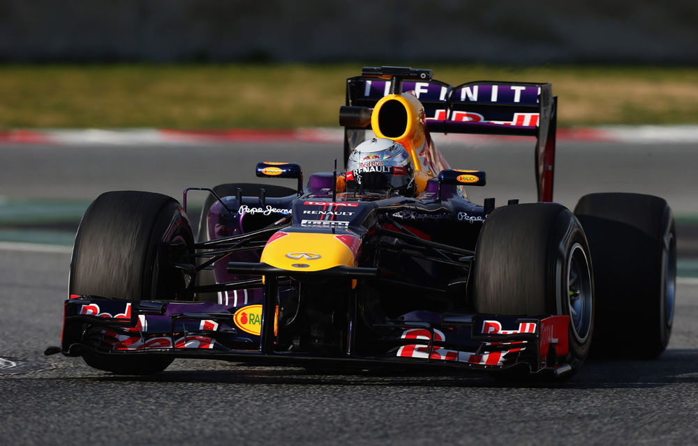 Vettel, cel mai rapid în dimineaţa celei de-a doua zile de teste de la Barcelona - Poza 1