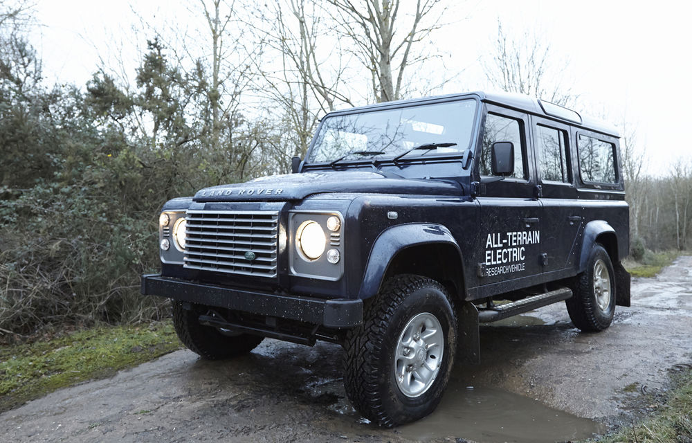 Land Rover Defender electric este surpriza britanicilor pentru Geneva 2013 - Poza 11