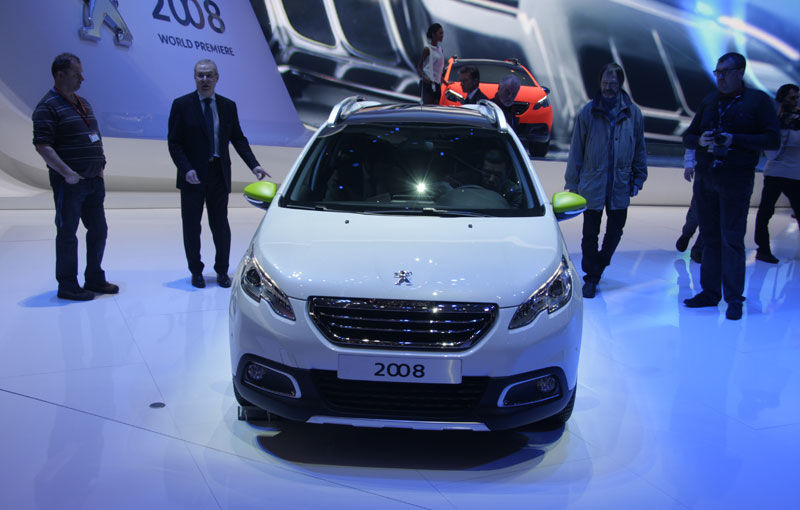 GENEVA 2013 LIVE: Standul Peugeot a avut în prim plan noul 2008, SUV-ul de segment B - Poza 3