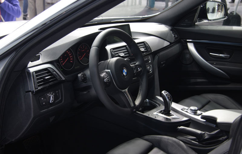 GENEVA 2013 LIVE: BMW Seria 3 Gran Turismo a creat agitație la standul german - Poza 12