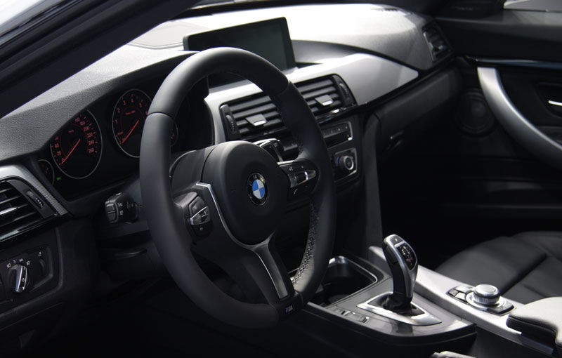 GENEVA 2013 LIVE: BMW Seria 3 Gran Turismo a creat agitație la standul german - Poza 14