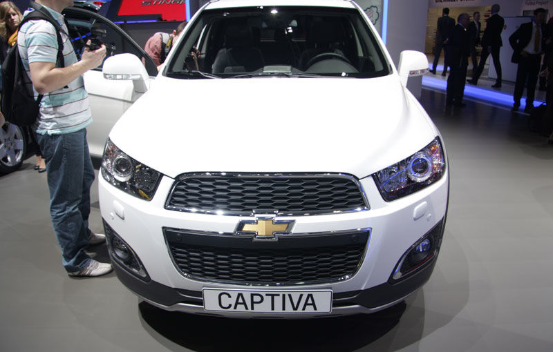 GENEVA 2013 LIVE: Chevrolet Captiva facelift aduce un aer proaspăt la stand - Poza 3