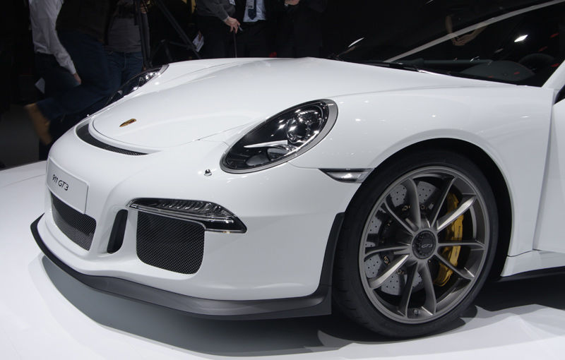 GENEVA 2013 LIVE: Porsche 911 GT3 - cel mai puternic Porsche din gama 911 - Poza 3