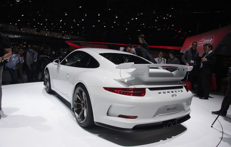GENEVA 2013 LIVE: Porsche 911 GT3 - cel mai puternic Porsche din gama 911 - Poza 7