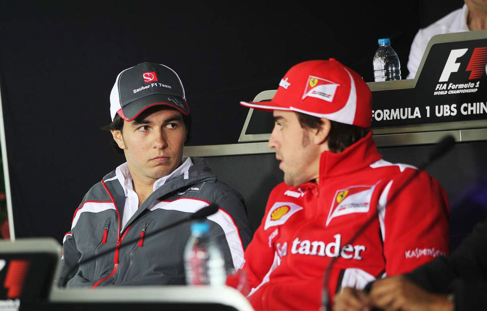 Alonso, Perez şi Ricciardo, supuşi unui control antidoping - Poza 1