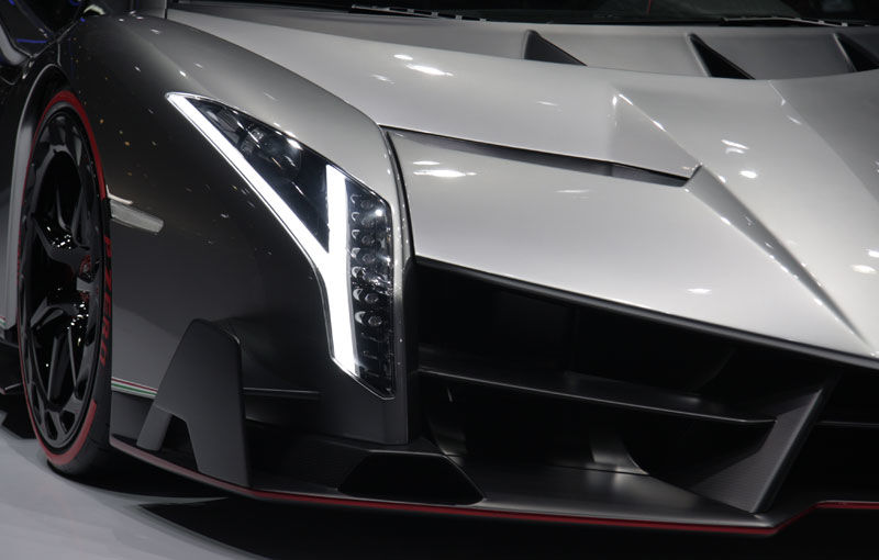 GENEVA 2013 LIVE: Lamborghini Veneno a șocat audiența cu designul futurist - Poza 11
