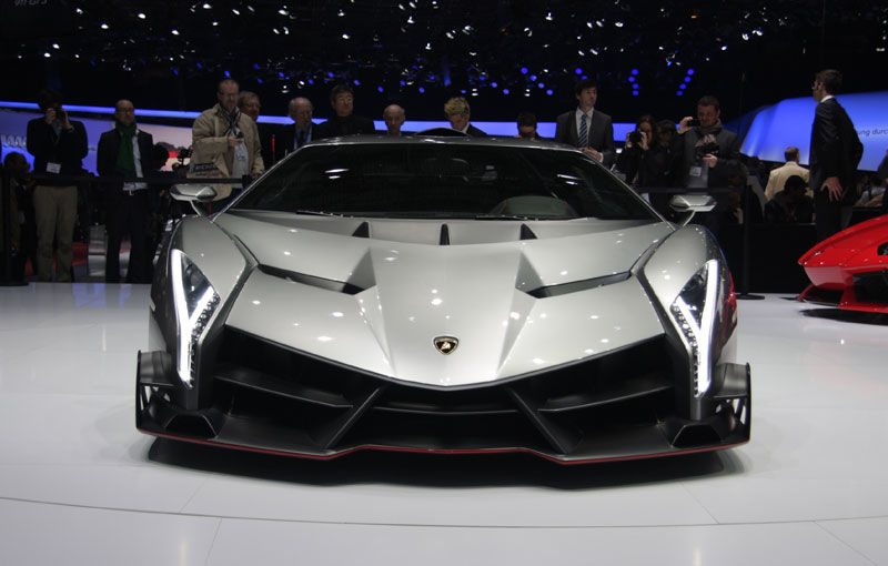 GENEVA 2013 LIVE: Lamborghini Veneno a șocat audiența cu designul futurist - Poza 6