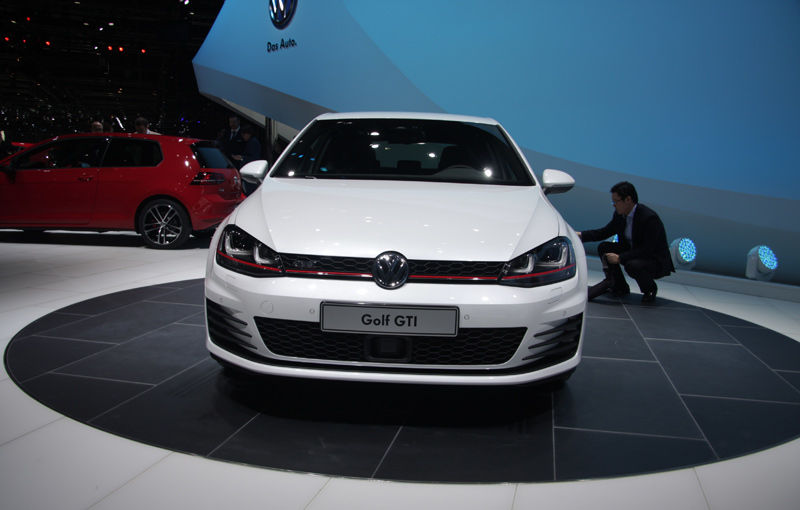 GENEVA 2013 LIVE: VW Golf GTI și GTD - perechea de compacte sport din Wolfsburg - Poza 4