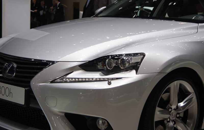 GENEVA 2013 LIVE: Lexus IS a ajuns și în Europa și și-a privit în ochi rivalii germani - Poza 11