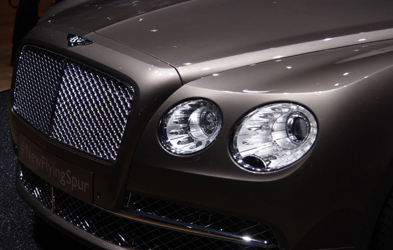 GENEVA 2013 LIVE: Bentley Continental Flying Spur și-a primit oaspeții pe locurile din spate. - Poza 2