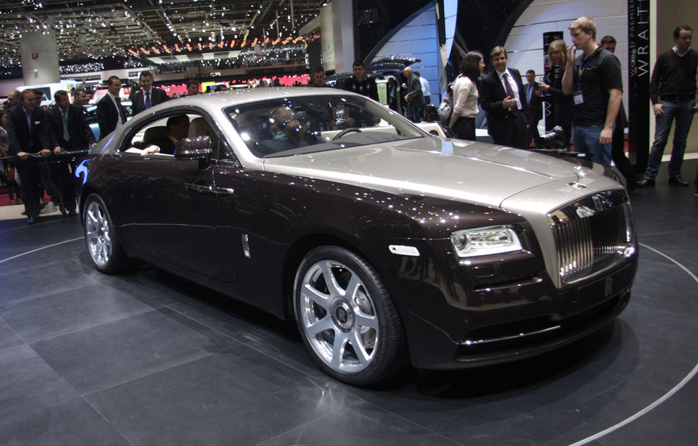 GENEVA 2013 LIVE: Eleganţă şi opulenţă la standul Rolls-Royce - Poza 1