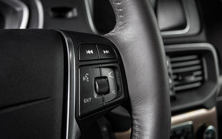 Test drive Volvo V40 Cross Country (2013-2016) - Poza 24