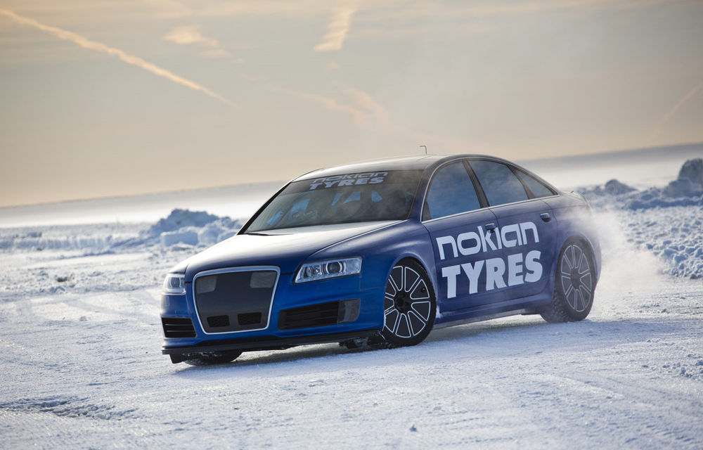 Nokian a doborât recordul de viteză pe gheaţă atingând 336 km/oră cu un Audi RS6 - Poza 3