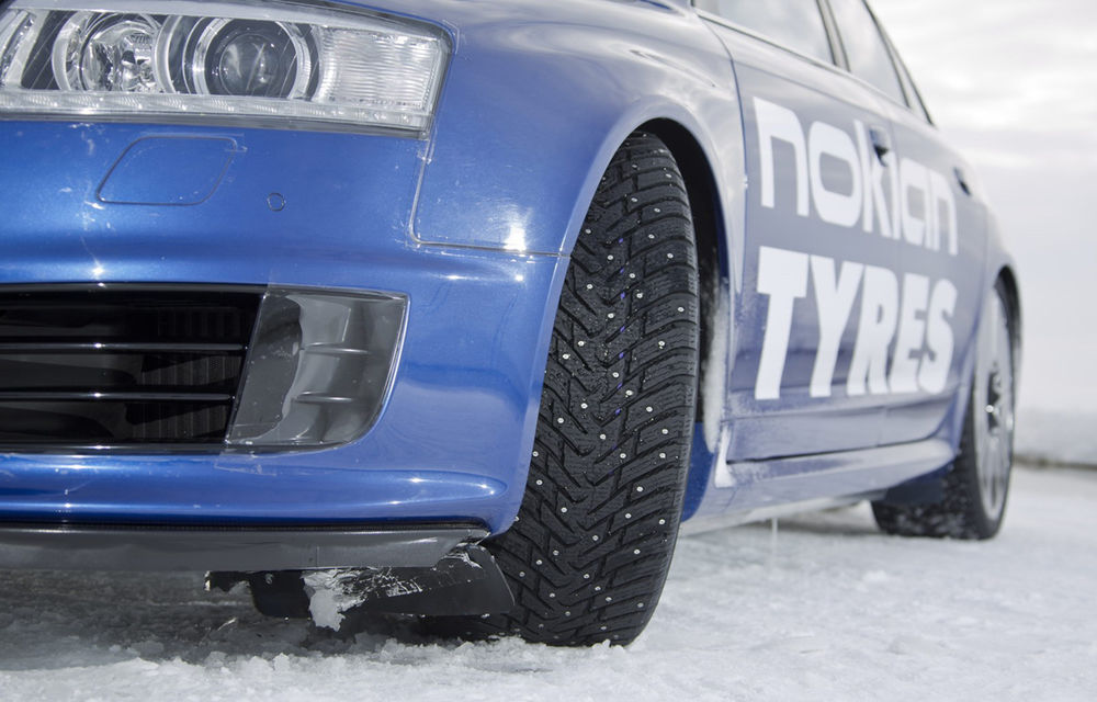 Nokian a doborât recordul de viteză pe gheaţă atingând 336 km/oră cu un Audi RS6 - Poza 6