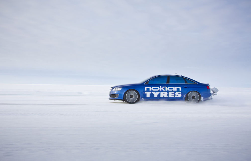 Nokian a doborât recordul de viteză pe gheaţă atingând 336 km/oră cu un Audi RS6 - Poza 5
