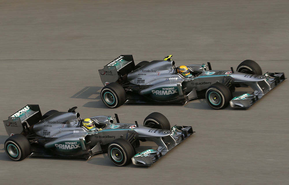 Mercedes laudă jocul de echipă al lui Rosberg de la Sepang - Poza 1