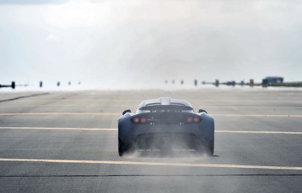 Hennessey Venom GT a atins 427.6 km/h, fiind la un pas de recordul lui Veyron Super Sport - Poza 4