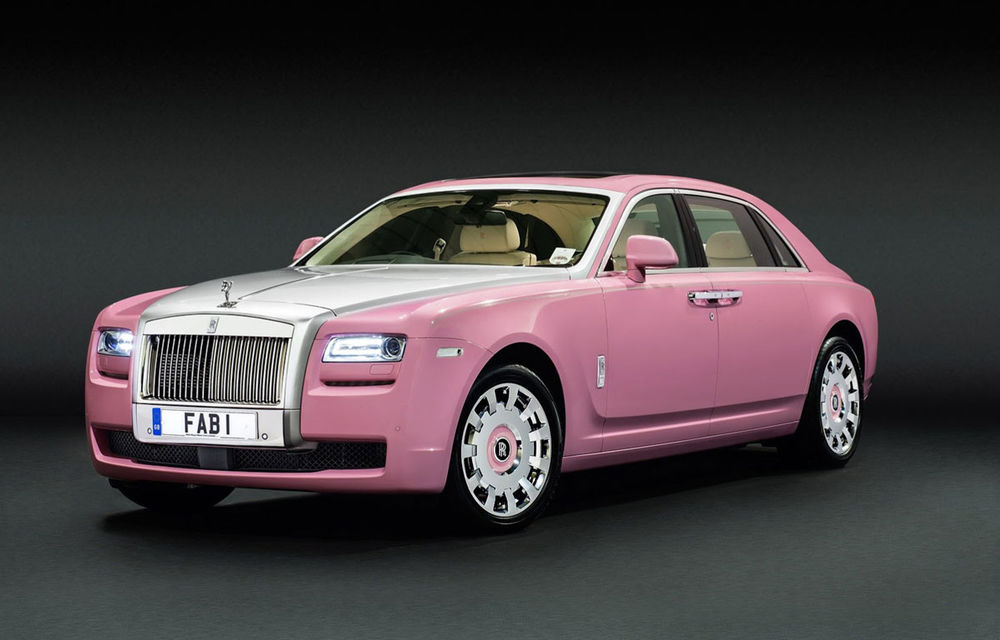 Un Rolls Royce Ghost de culoare roz luptă împotriva cancerului la sân - Poza 1