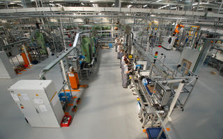 Daimler va investi 300 de milioane de euro pentru a-şi extinde fabrica de la Sebeş