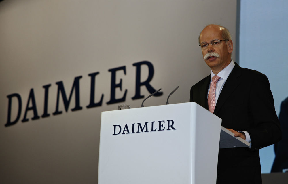Daimler îşi reduce estimările de profit pentru 2013, după ce veniturile au scăzut cu 56% - Poza 1