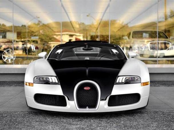 Bugatti Veyron Grand Sport Blanc Noir, pus la vânzare pentru 1.99 milioane de dolari - Poza 2