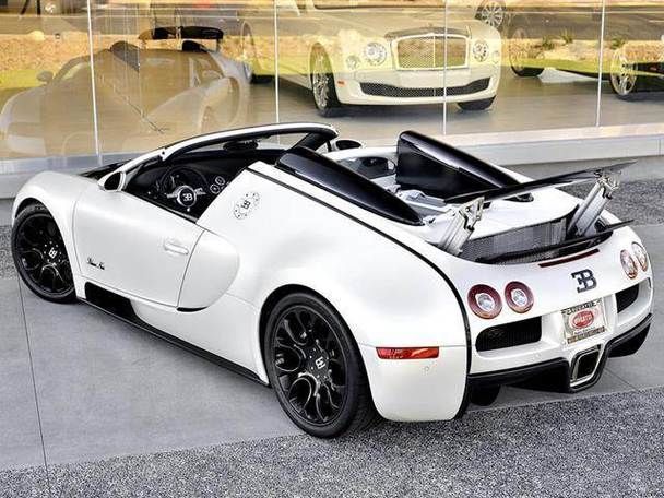 Bugatti Veyron Grand Sport Blanc Noir, pus la vânzare pentru 1.99 milioane de dolari - Poza 7