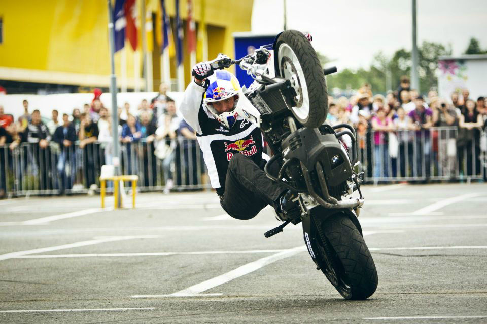 BMW Motorrad deschide sezonul moto cu Chris Pfeiffer la Zărneşti - Poza 1