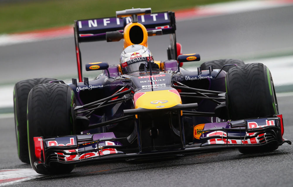 Spania, antrenamente 2: Vettel îl învinge pe Alonso - Poza 1