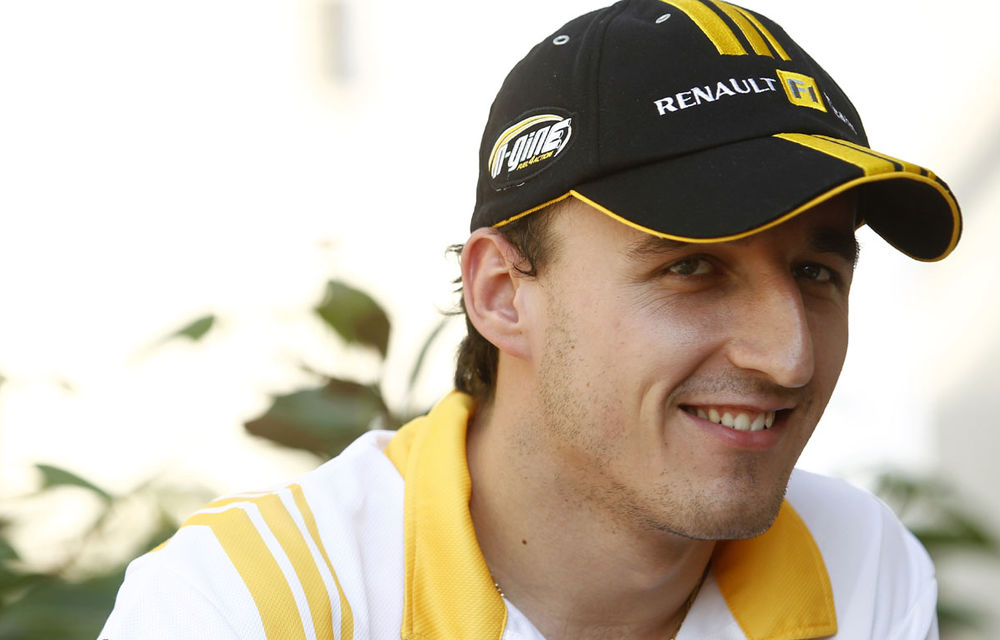 Mercedes: &quot;Kubica ajută echipa în simulator prin expertiza sa&quot; - Poza 1
