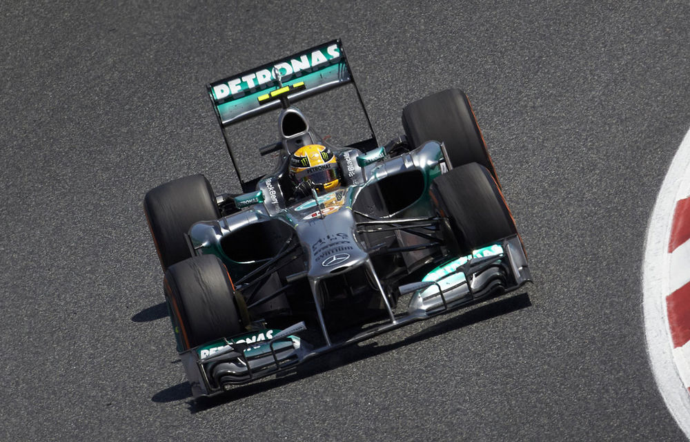 Mercedes, mulţumită de decizia Pirelli de a schimba pneurile - Poza 1