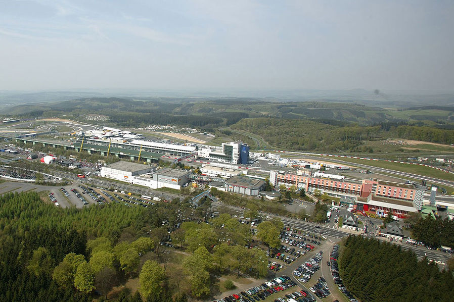 Nurburgring-ul este de vânzare - 120 milioane de euro pentru tot complexul - Poza 4