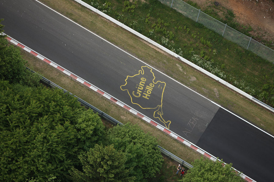 Nurburgring-ul este de vânzare - 120 milioane de euro pentru tot complexul - Poza 14